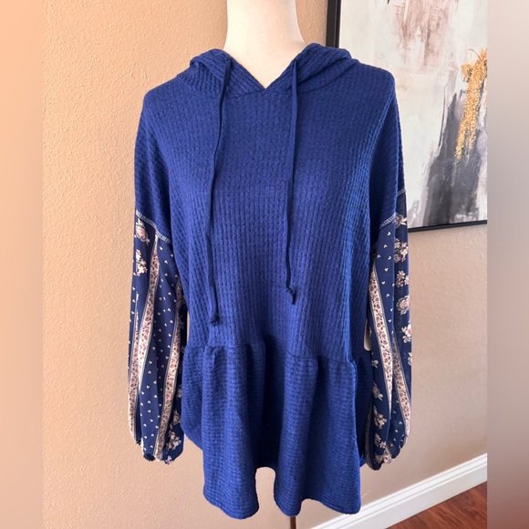 Multicolored Waffle Knit Long Sleeve Floral Boxy Hoodie - Picture 9 of 9